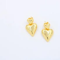 aretes de corazones